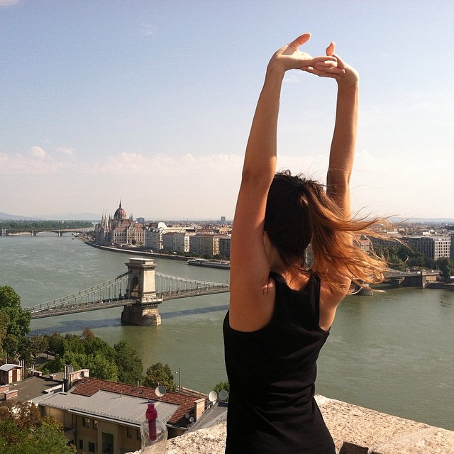 Morning walk and stretch – done! ️What a view for it all! Good morning #Budapest!! #morning #fitness #wellness #health #activelivingabroad