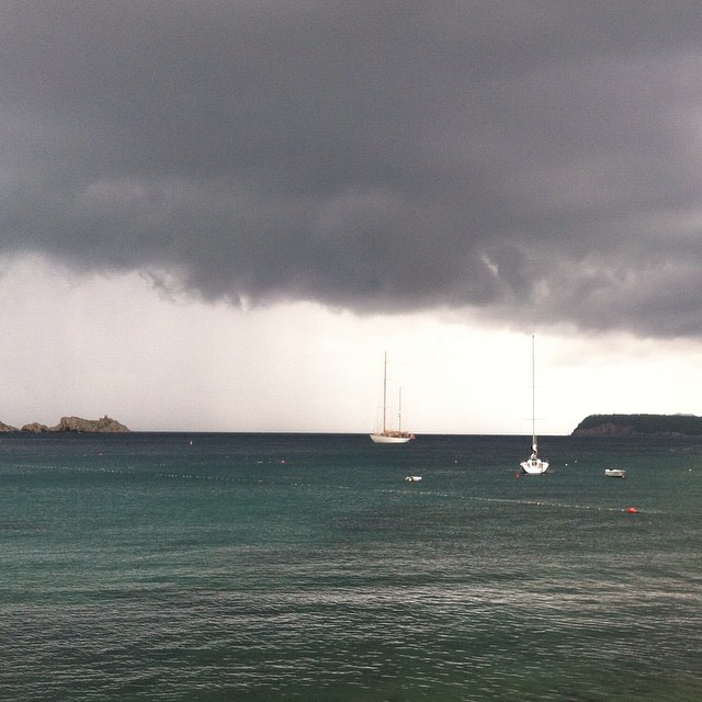 #Stormy over the #ocean – what a #wild looking #sky … #Croatia #colors